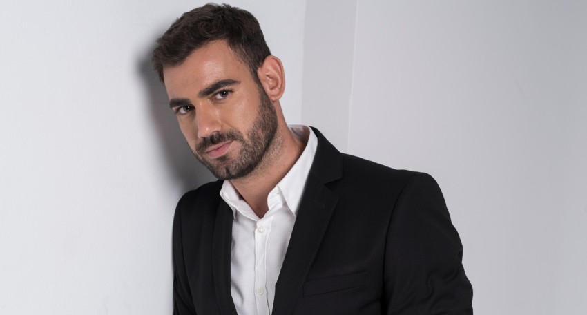 Νίκος Πολυδερόπουλος: Ο γοητευτικός ηθοποιός του Τατουάζ